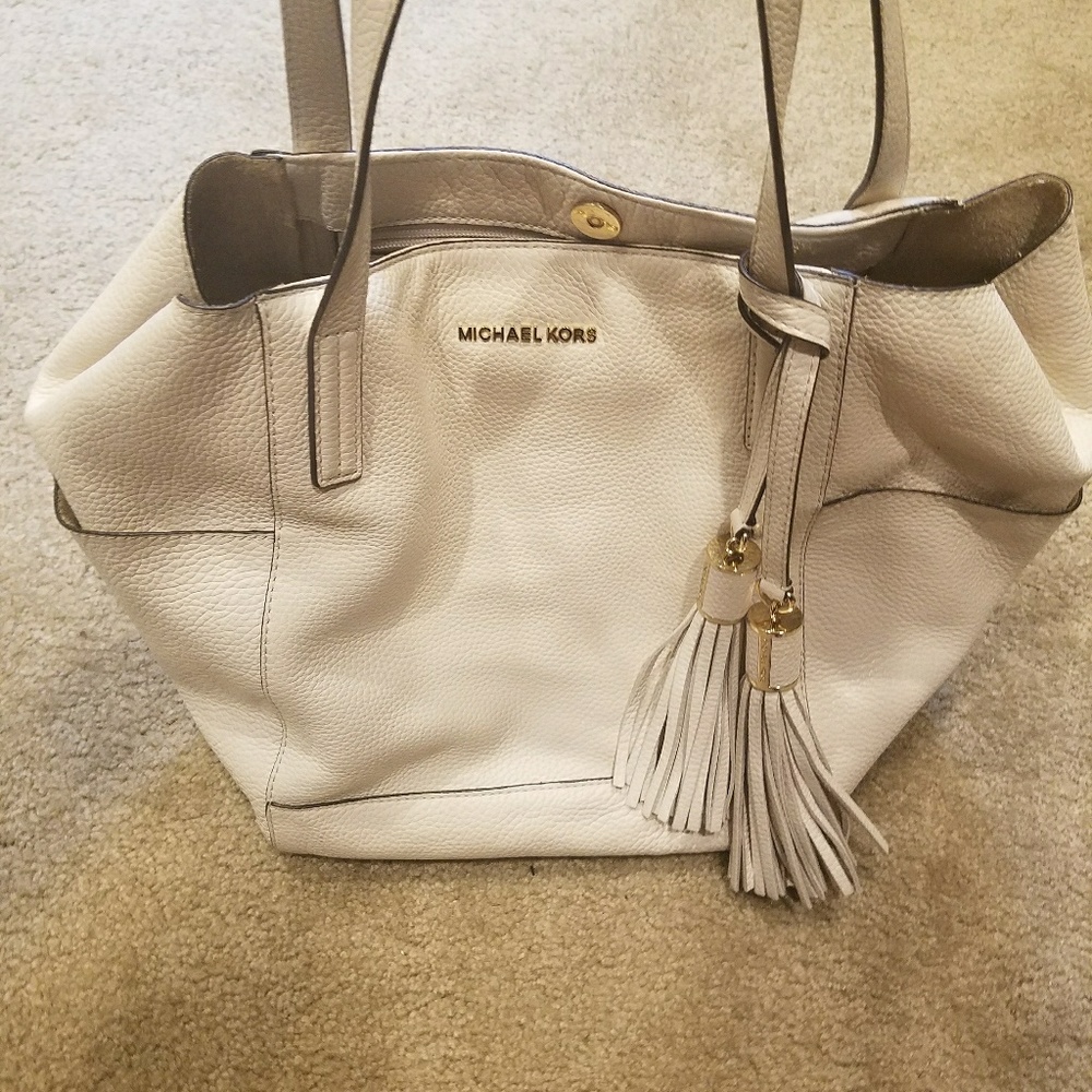 Michael Kors leather purse